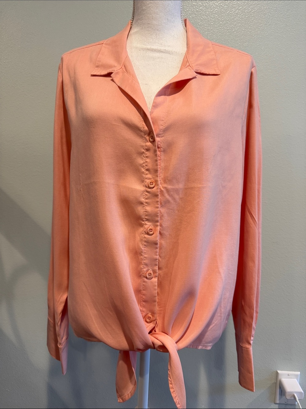 NWTS CLOTH & STONE PTP 22 1/2 Peach Button-Front Tie-Hem Shirt